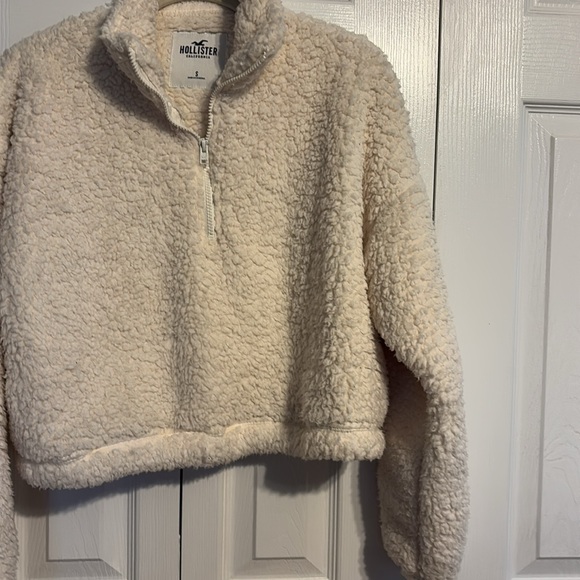 Hollister Women's Cream Sherpa Sweater with zipper size small NWOT - Picture 5 of 8